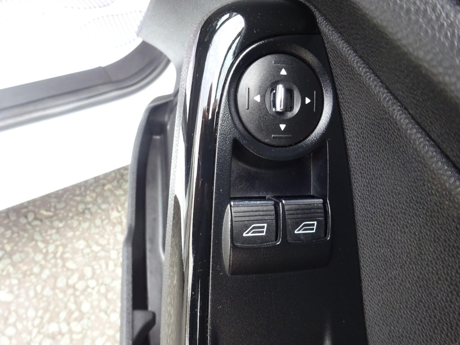 Used Ford Fiesta 2013 for sale - 76714324: Photo 24