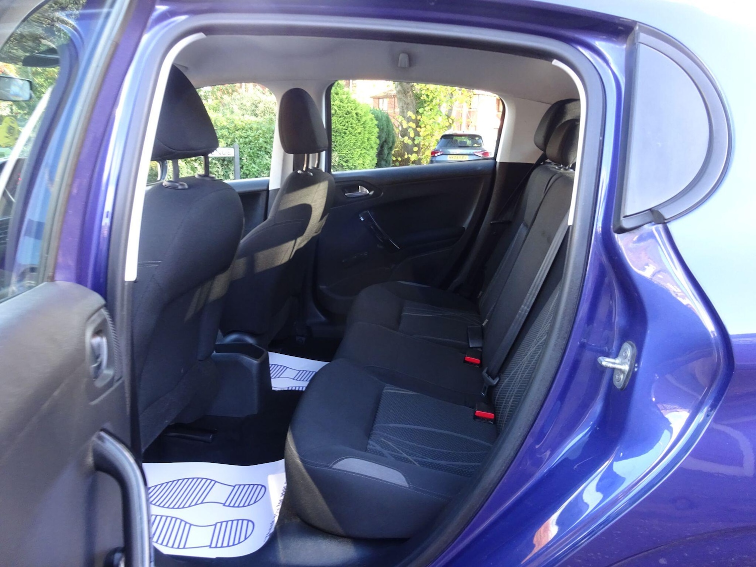 Used Peugeot 208 2014 for sale - 76714427: Photo 29