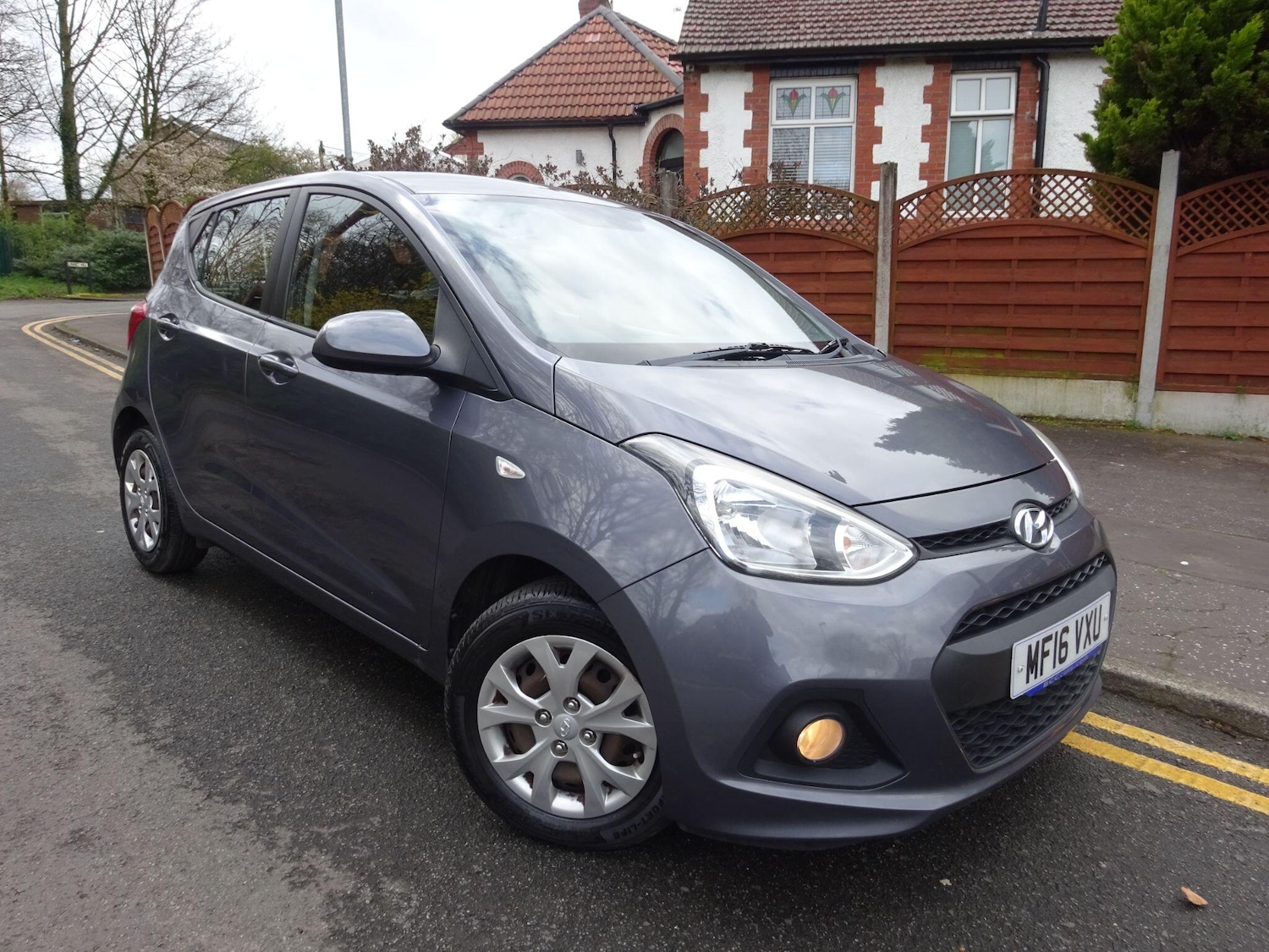 Used Hyundai i10 2016 for sale - 77599093: Photo 1