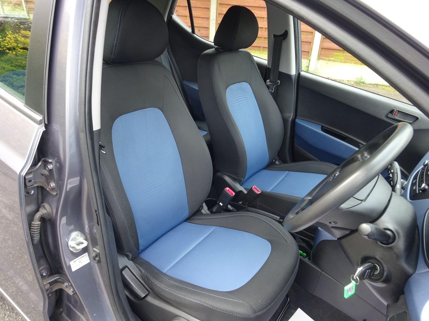 Used Hyundai i10 2016 for sale - 77599093: Photo 14