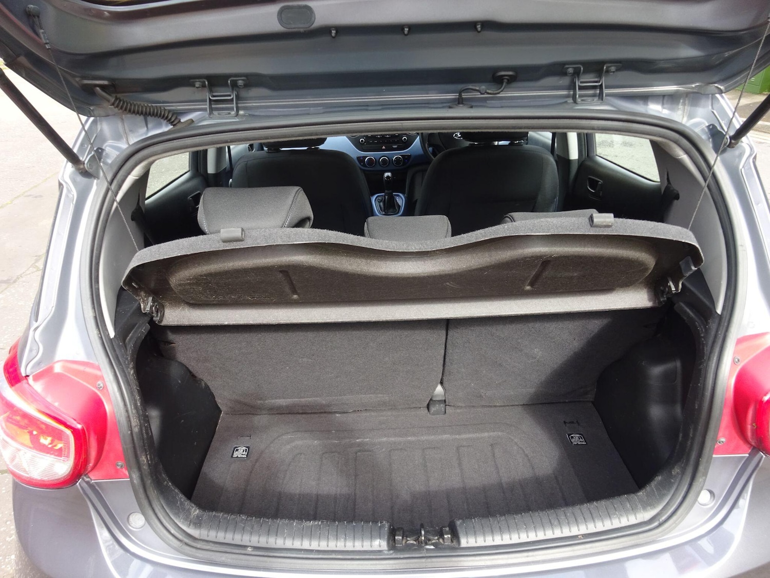 Used Hyundai i10 2016 for sale - 77599093: Photo 25