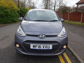 Used Hyundai i10 2016 for sale - 77599093: Photo