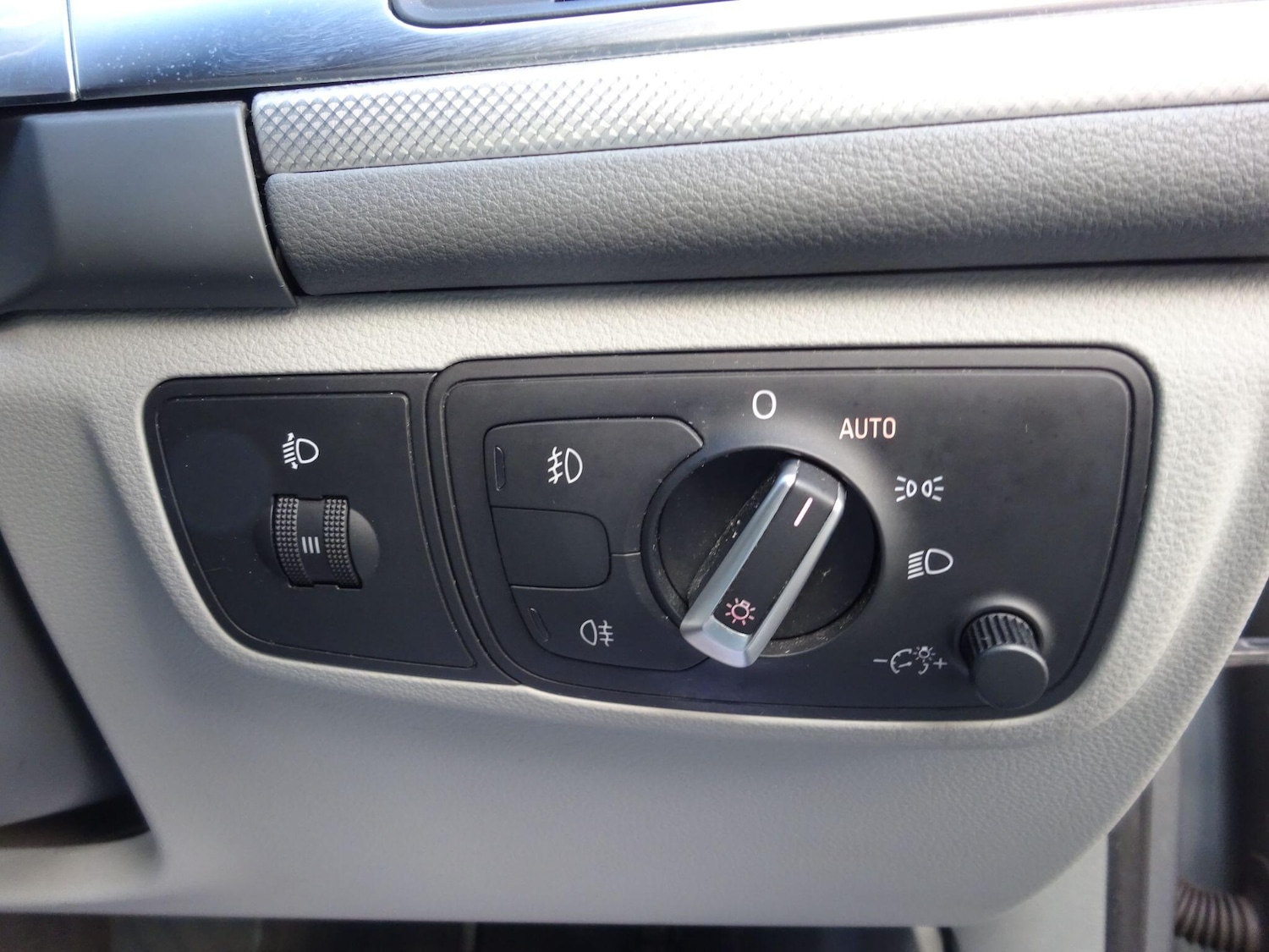 Used Audi A6 Avant 2012 for sale - 77109353: Photo 29