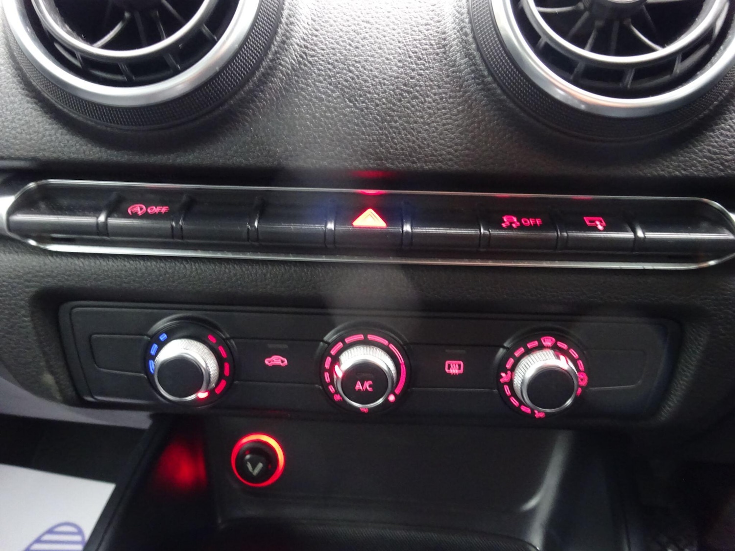 Used Audi A3 2014 for sale - 76743311: Photo 26