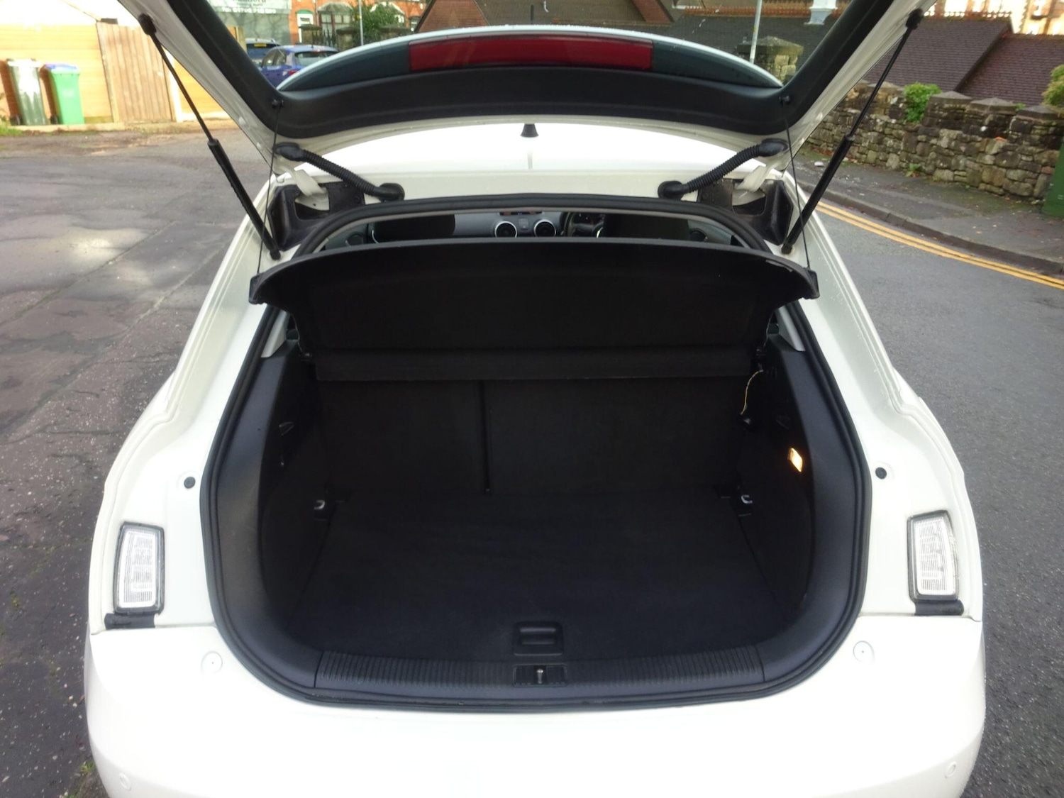 Used Audi A1 2011 for sale - 76964801: Photo 33