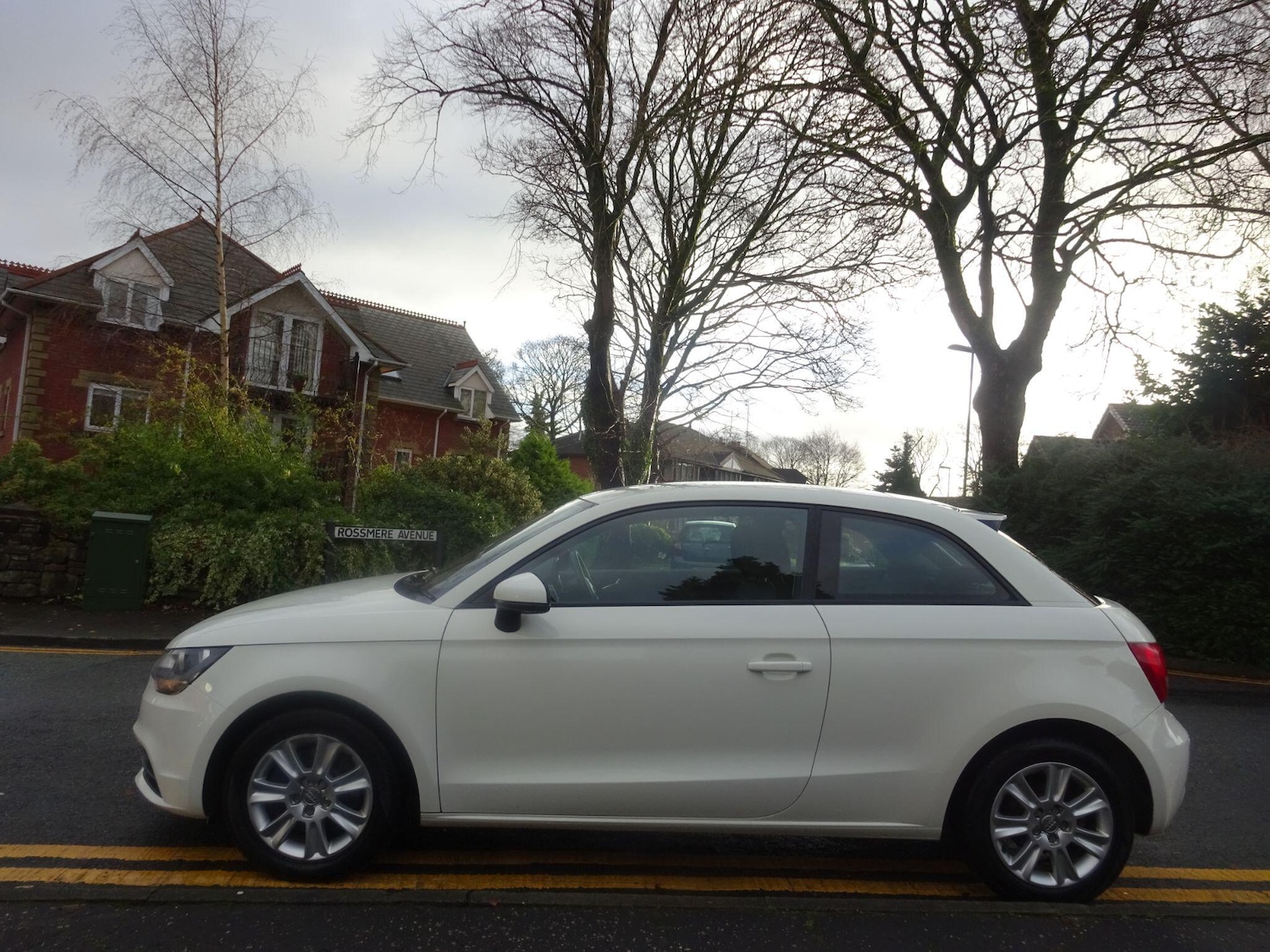 Used Audi A1 2011 for sale - 76964801: Photo 6