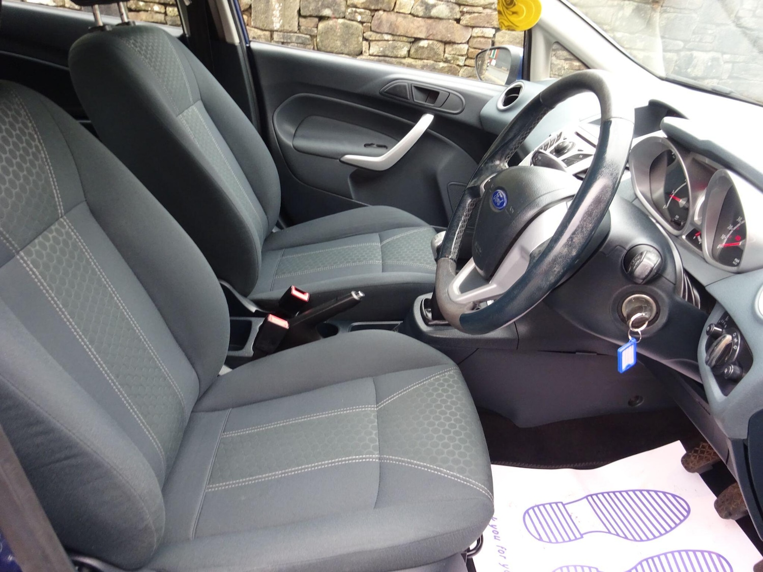 Used Ford Fiesta 2010 for sale - 76714543: Photo 14