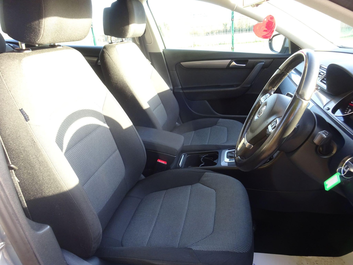 Used Volkswagen Passat 2013 for sale - 76886390: Photo 16