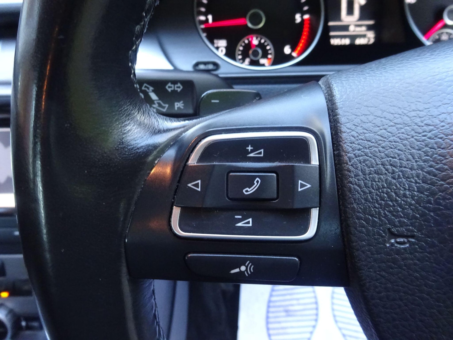 Used Volkswagen Passat 2013 for sale - 76886390: Photo 27