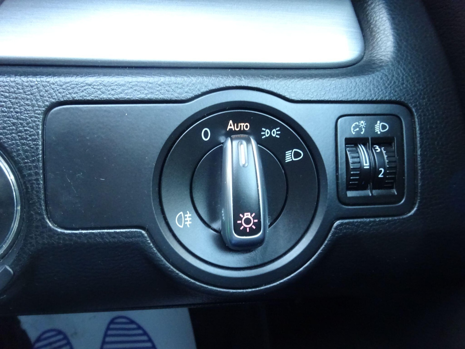 Used Volkswagen Passat 2013 for sale - 76886390: Photo 31