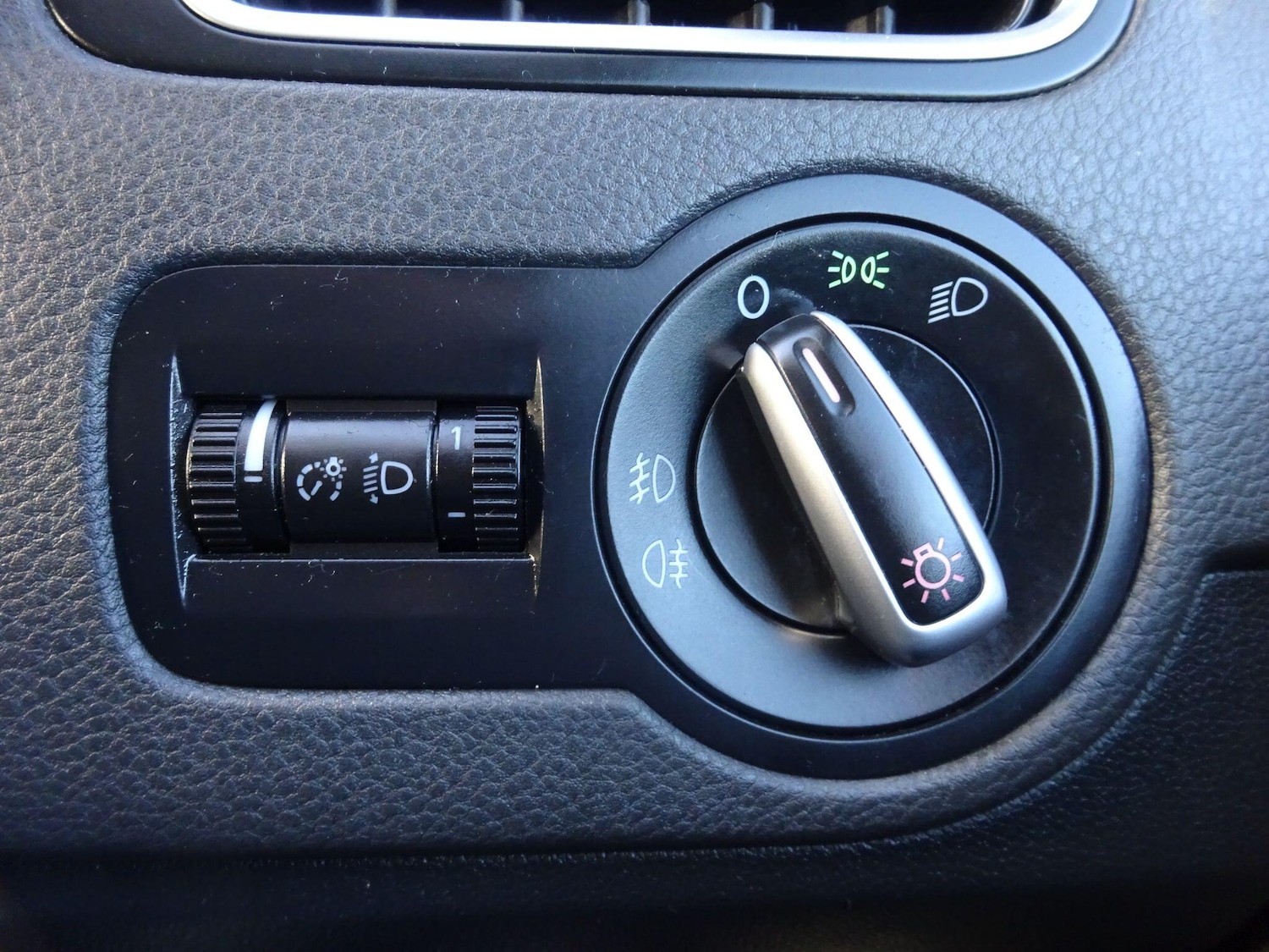 Used Volkswagen Polo for sale - 76996915: Photo 23