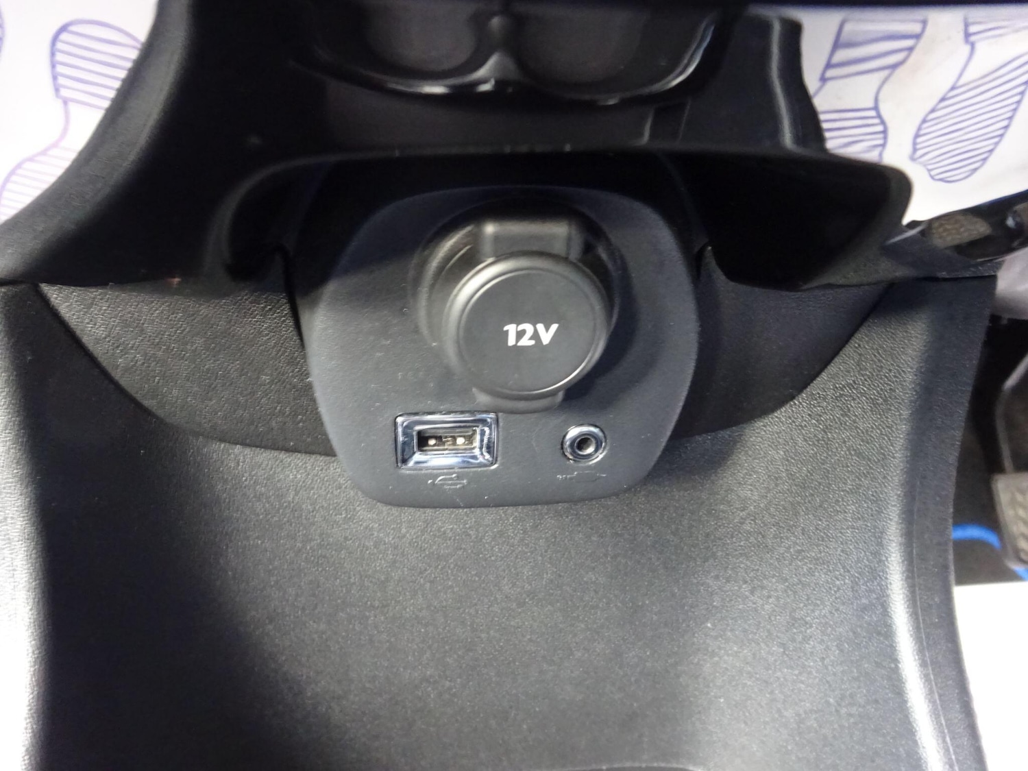 Used Toyota AYGO for sale - 76715608: Photo 25