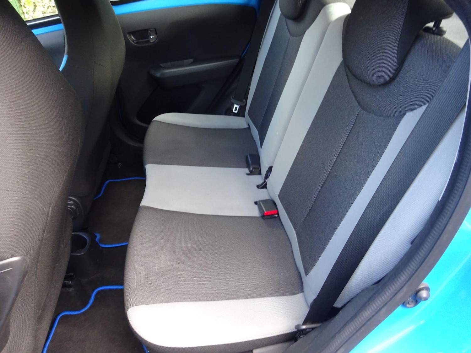 Used Toyota AYGO for sale - 76715608: Photo 32