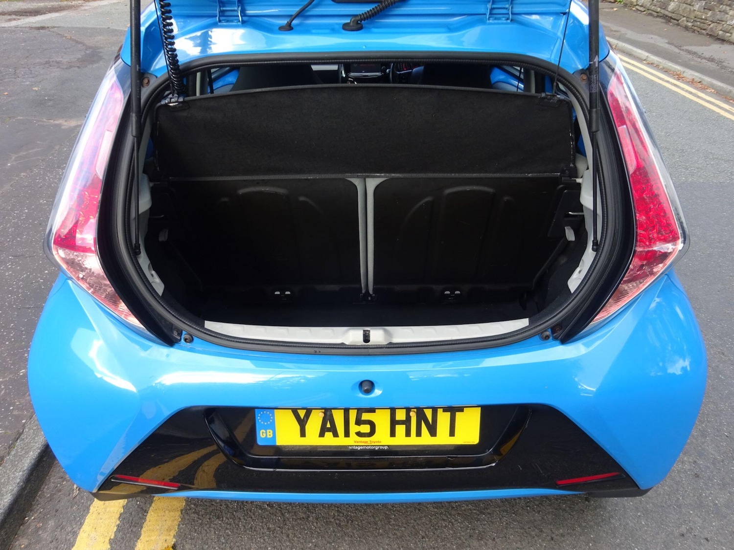 Used Toyota AYGO for sale - 76715608: Photo 33