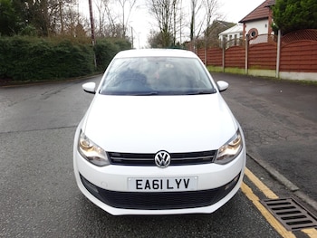 Used Volkswagen Polo 2011 for sale - 77510210: Photo