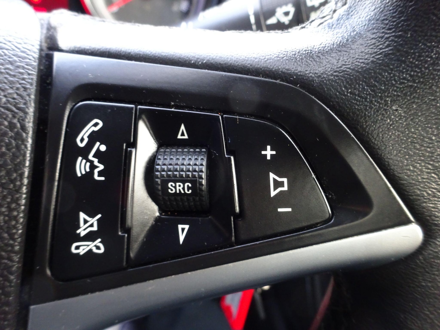 Used Vauxhall Astra 2012 for sale - 77377130: Photo 20