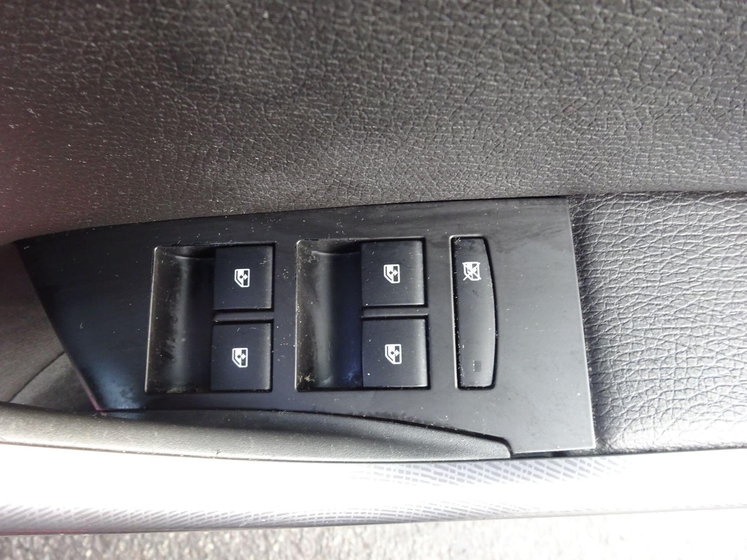 Used Vauxhall Astra 2012 for sale - 77377130: Photo 26