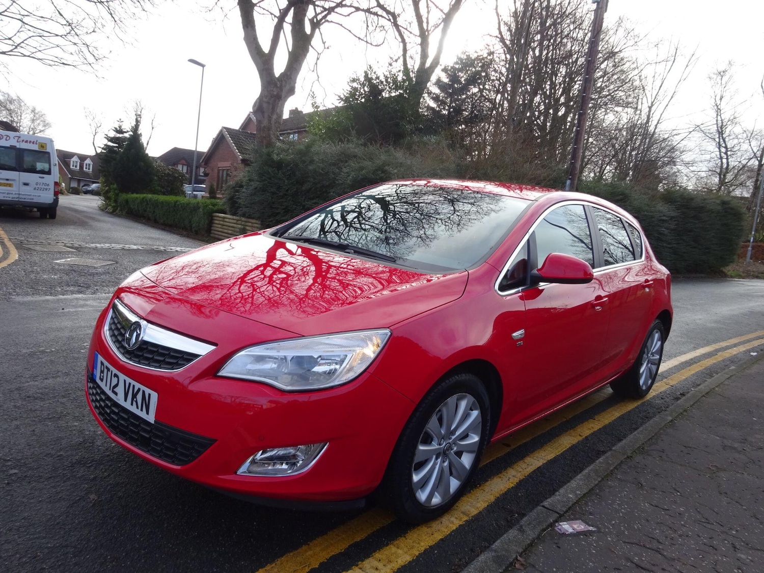 Used Vauxhall Astra 2012 for sale - 77377130: Photo 3