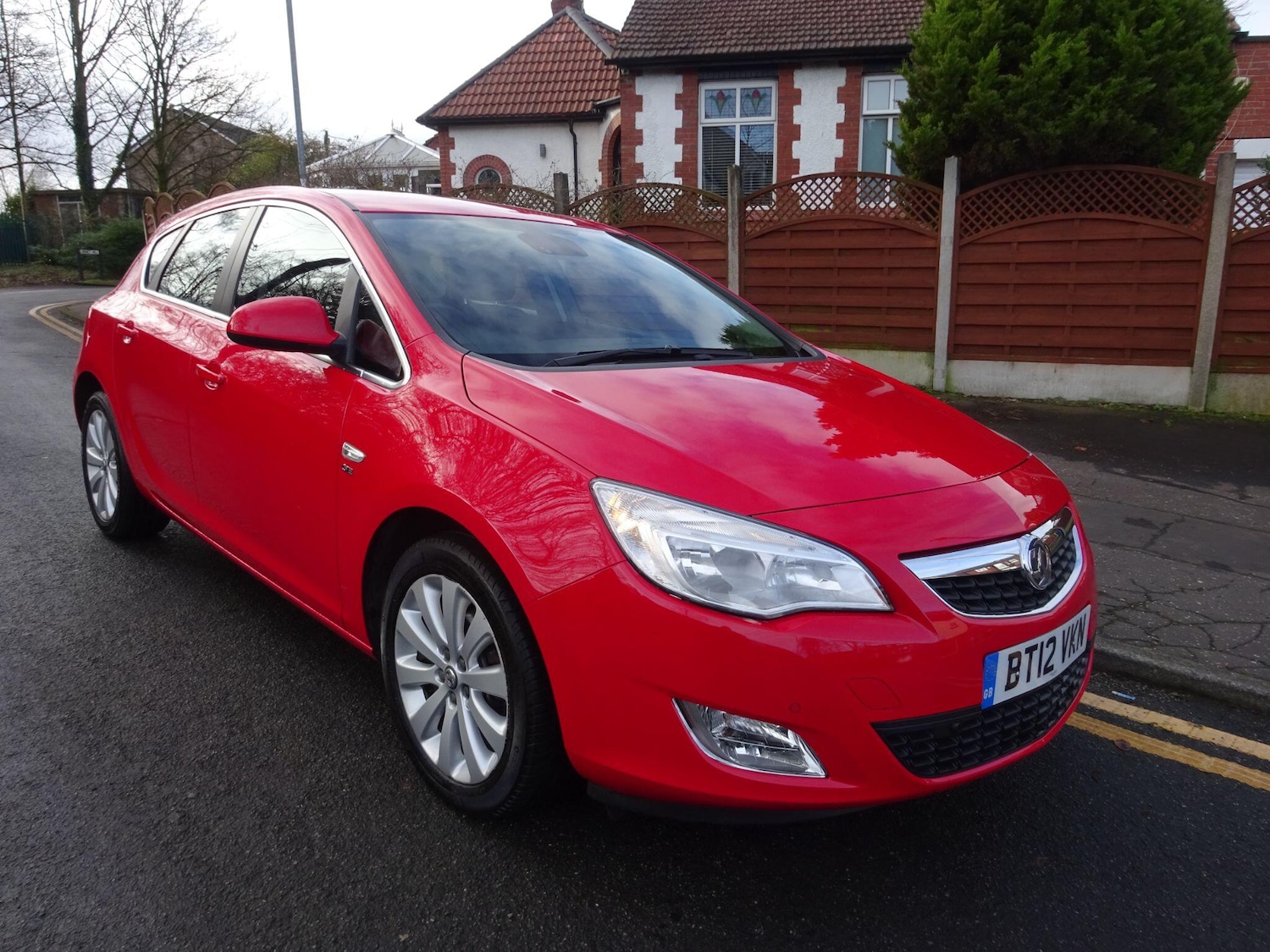 Used Vauxhall Astra 2012 for sale - 77377130: Photo 4