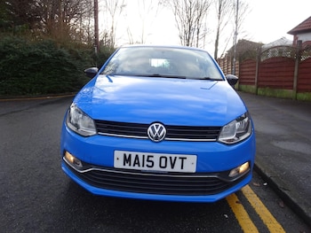 Used Volkswagen Polo 2015 for sale - 77029548: Photo