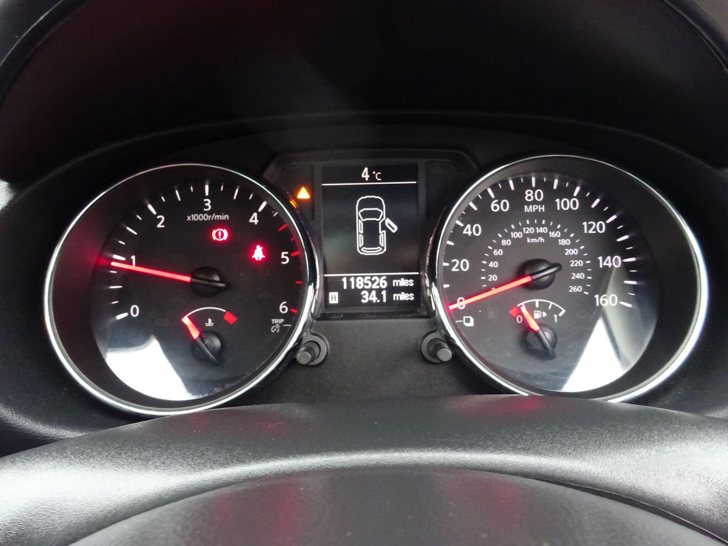 Used Nissan Qashqai 2010 for sale - 76715165: Photo 21