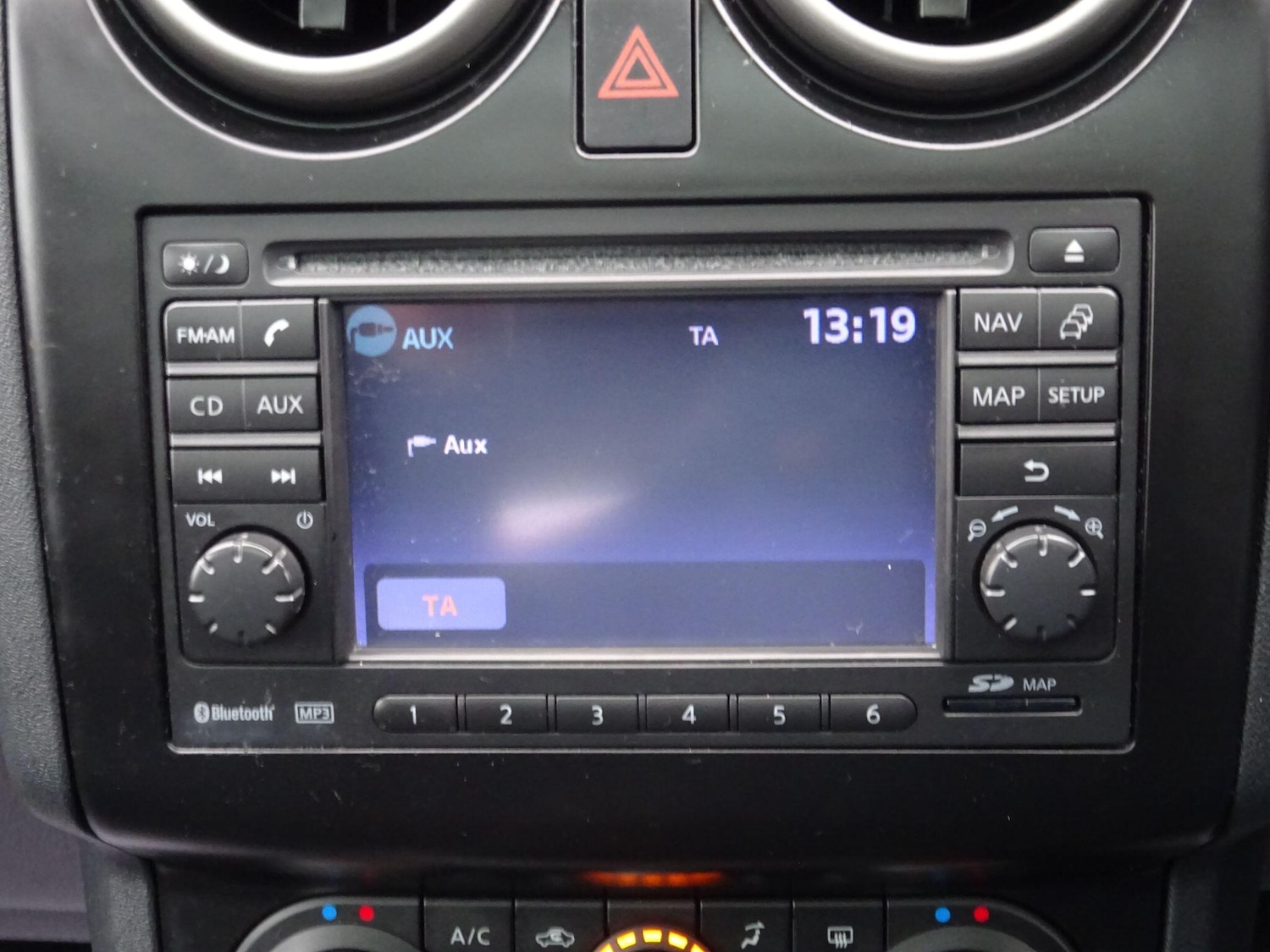 Used Nissan Qashqai 2010 for sale - 76715165: Photo 28