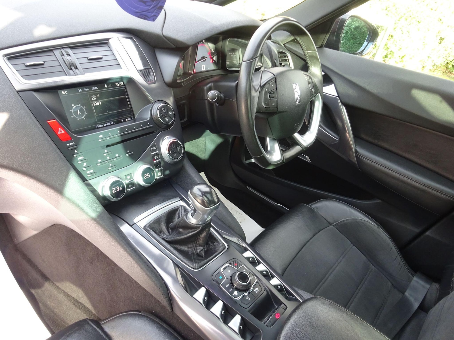 Used Citroen DS5 2015 for sale - 77671817: Photo 14