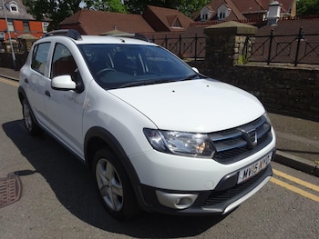 Used Dacia Sandero Stepway 2015 for sale - 78759636: Photo