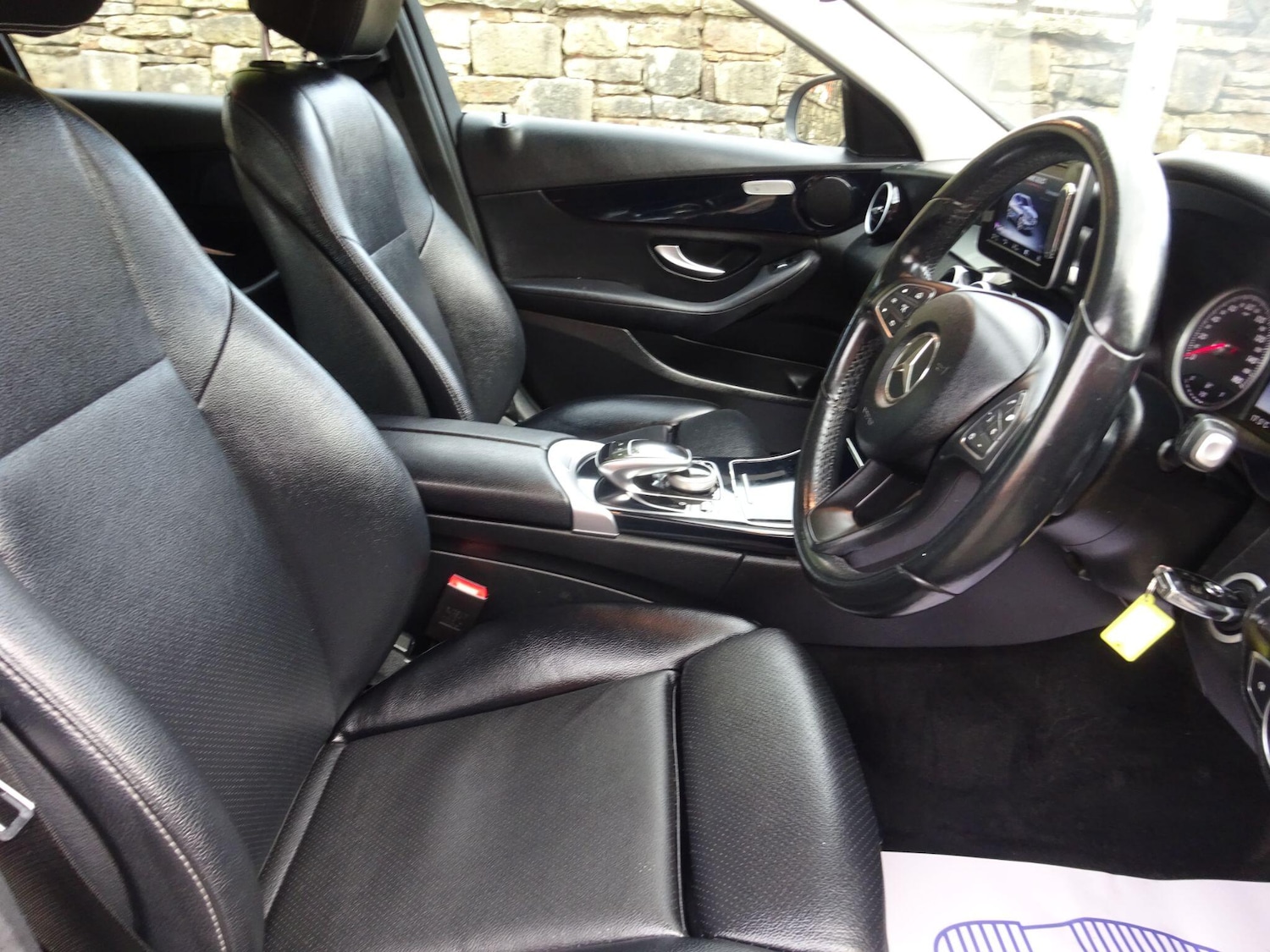 Used Mercedes-Benz C Class 2015 for sale - 76714550: Photo 16