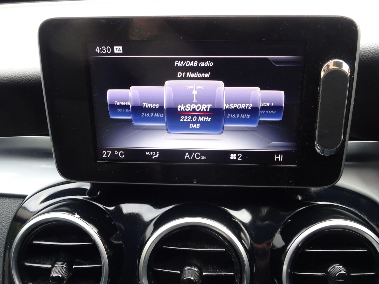 Used Mercedes-Benz C Class 2015 for sale - 76714550: Photo 26