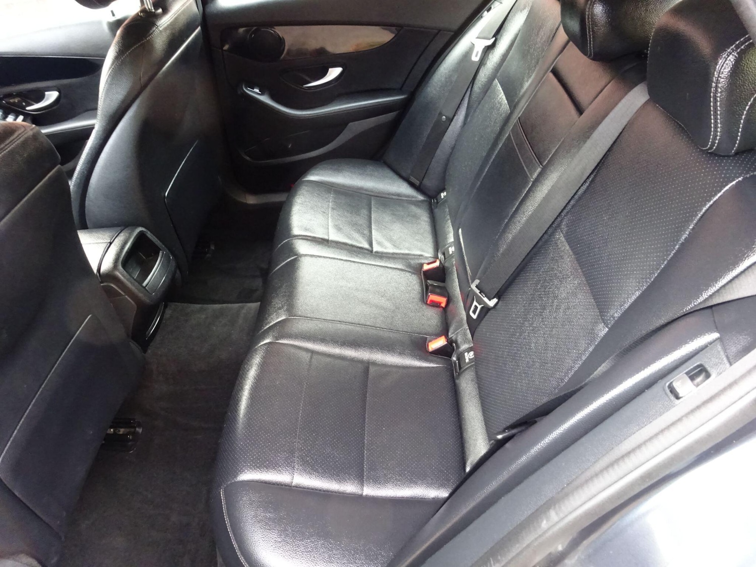 Used Mercedes-Benz C Class 2015 for sale - 76714550: Photo 36