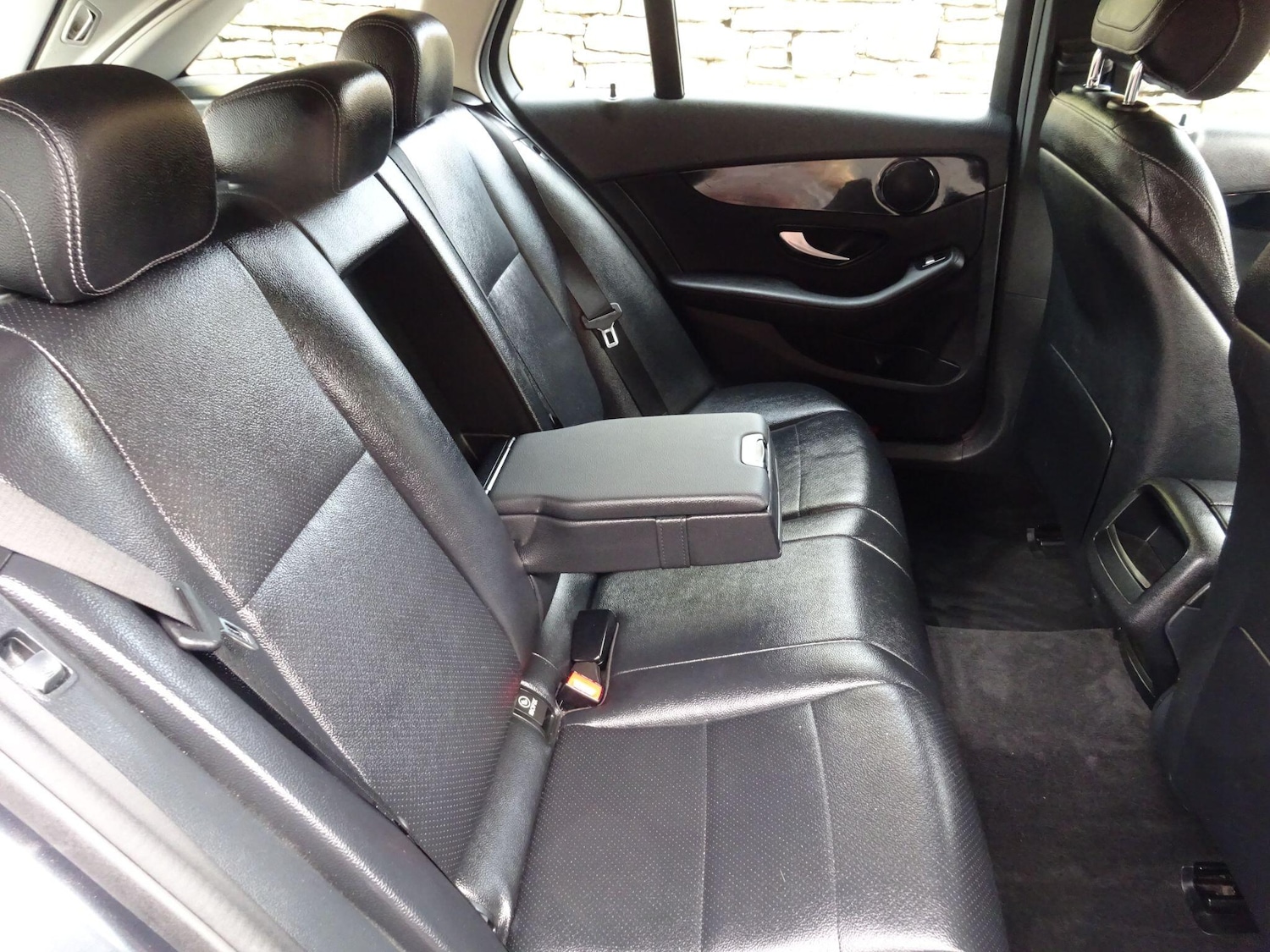 Used Mercedes-Benz C Class 2015 for sale - 76714550: Photo 37