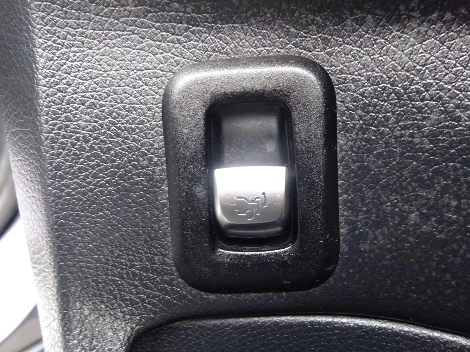 Used Mercedes-Benz C Class 2015 for sale - 76714550: Photo 39