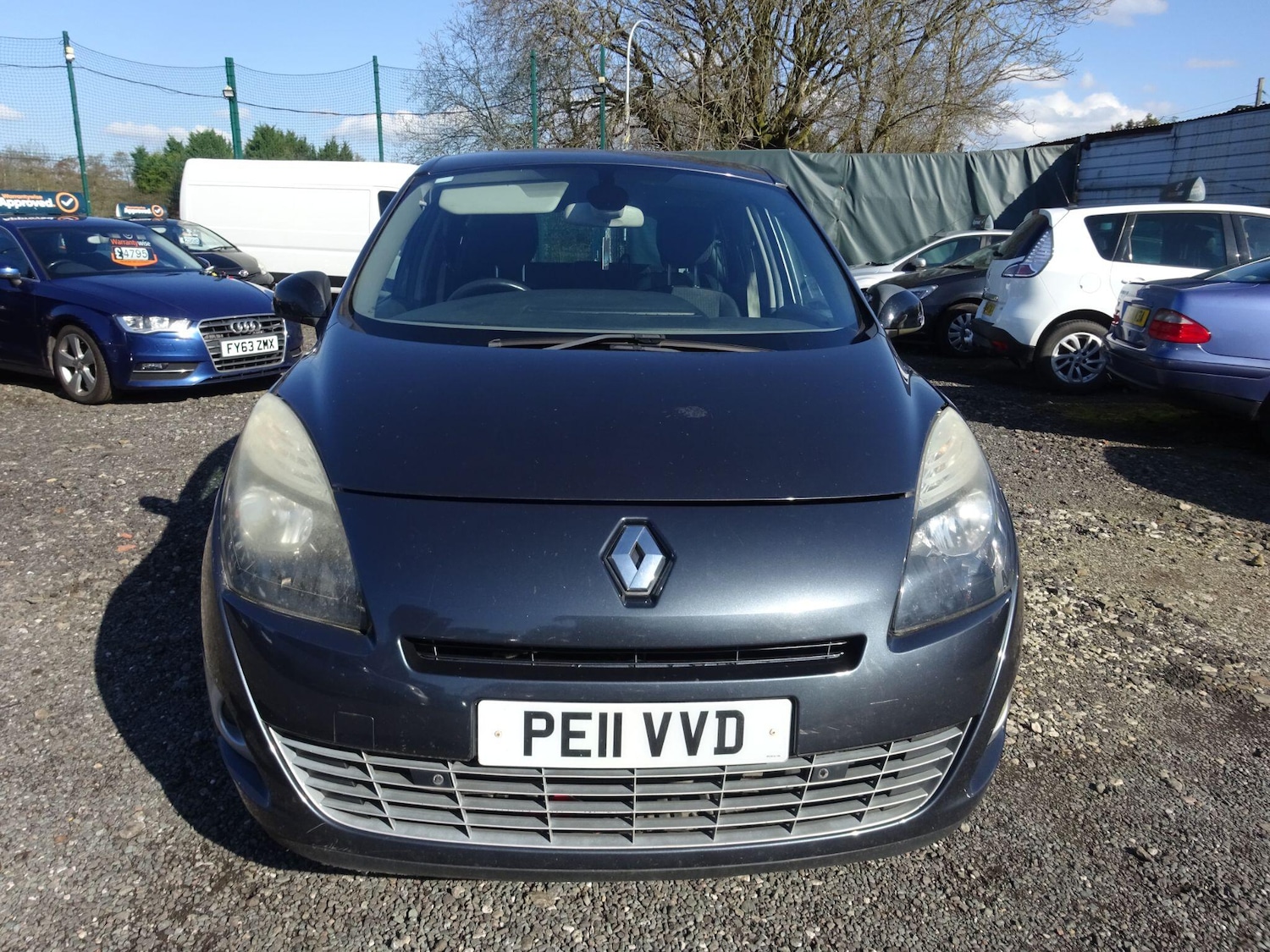 Used Renault Grand Scenic for sale - 77754312: Photo 2