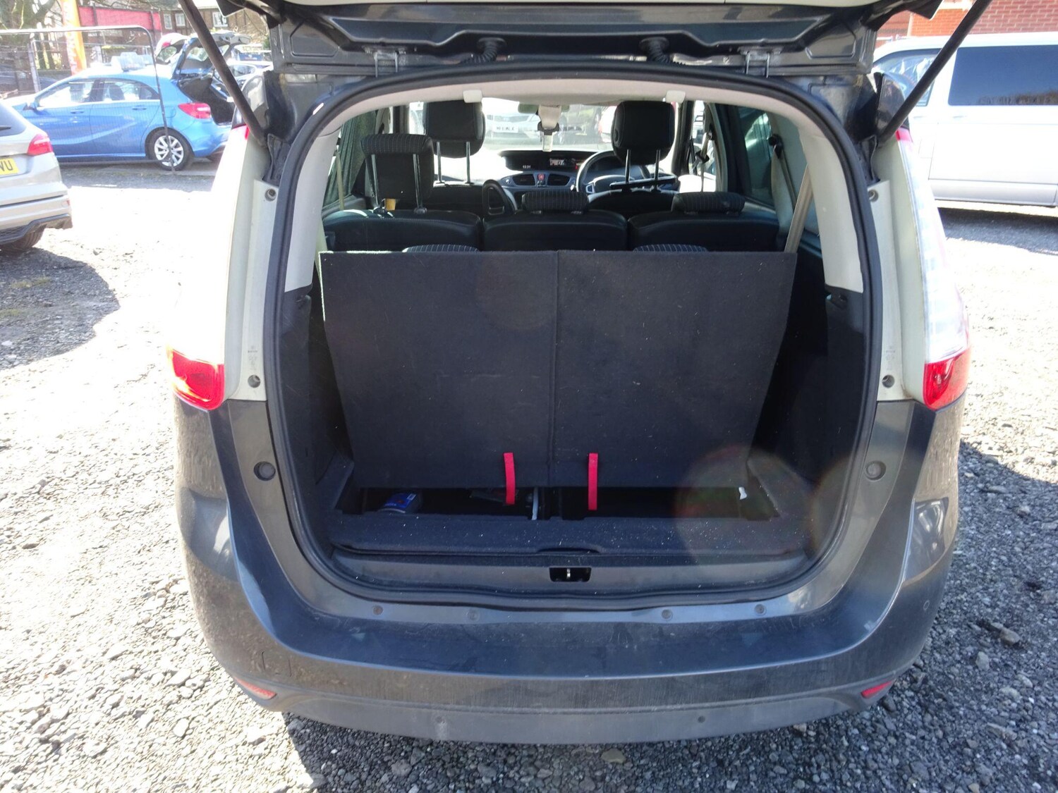 Used Renault Grand Scenic for sale - 77754312: Photo 27