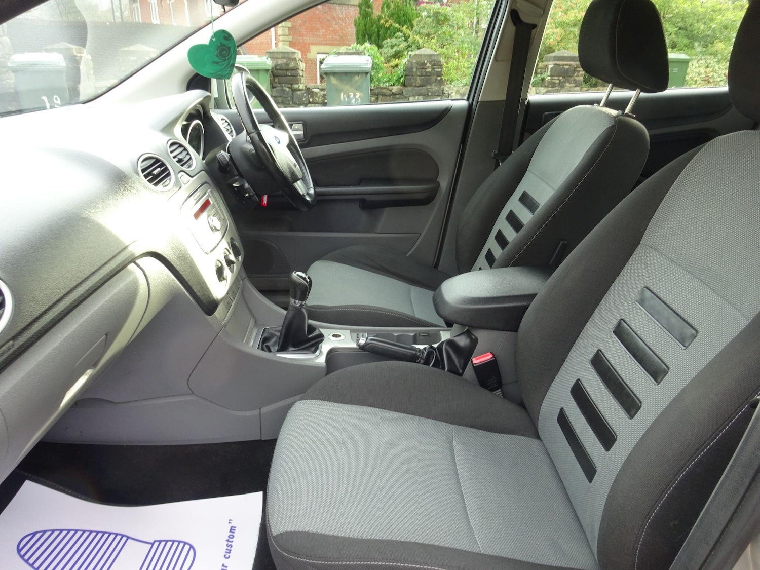 Used Ford Focus 2009 for sale - 77203049: Photo 15