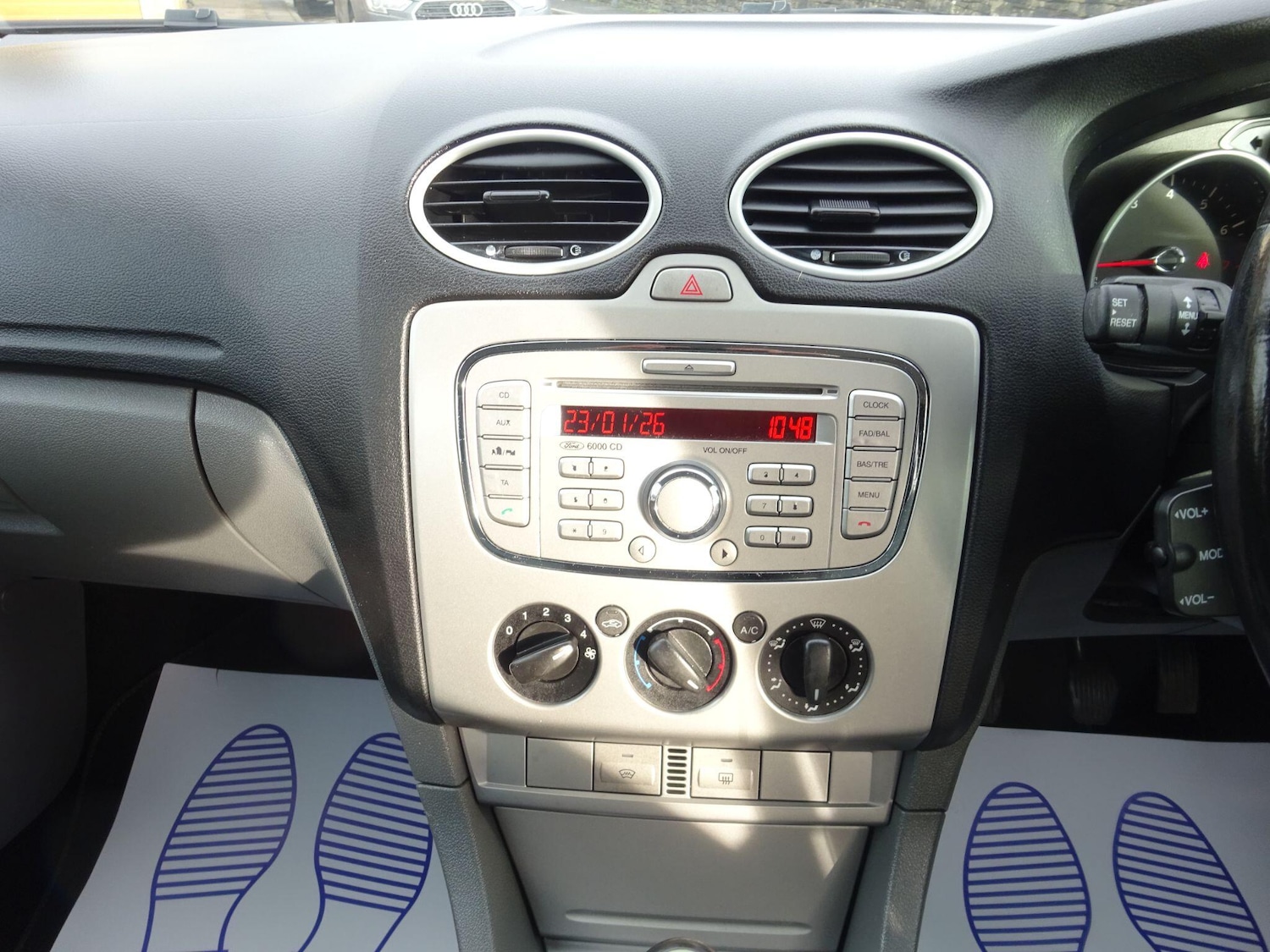 Used Ford Focus 2009 for sale - 77203049: Photo 19