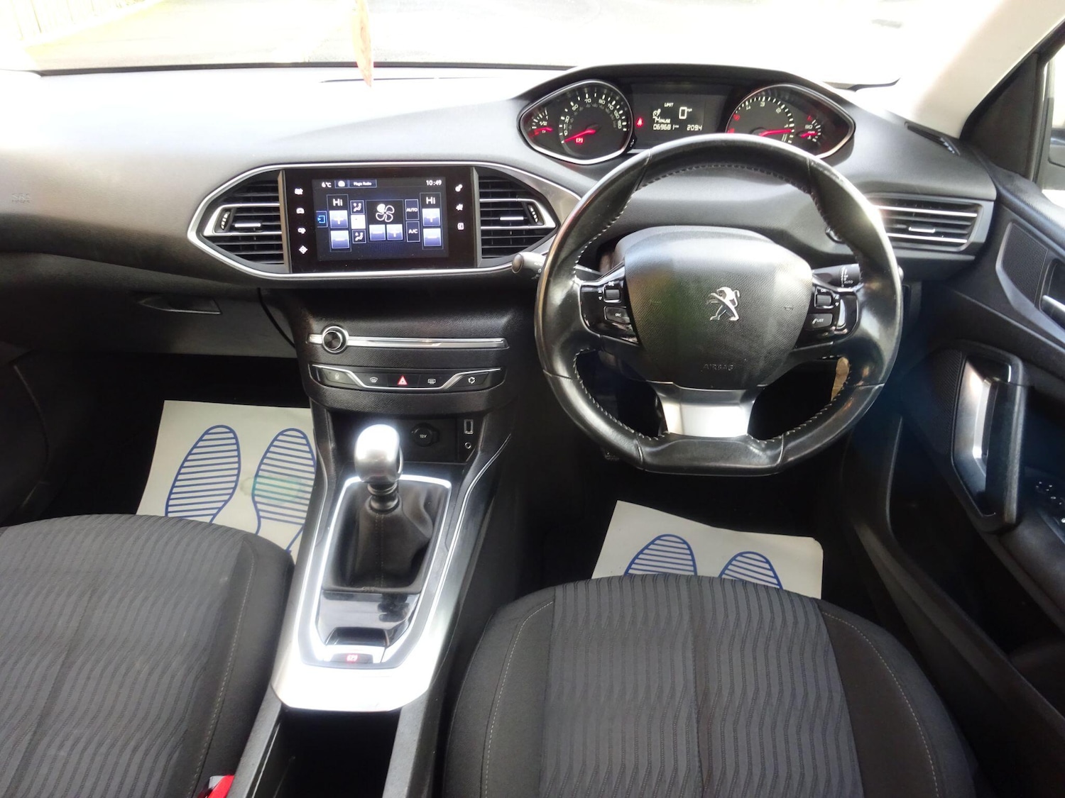 Used Peugeot 308 2014 for sale - 76865982: Photo 12