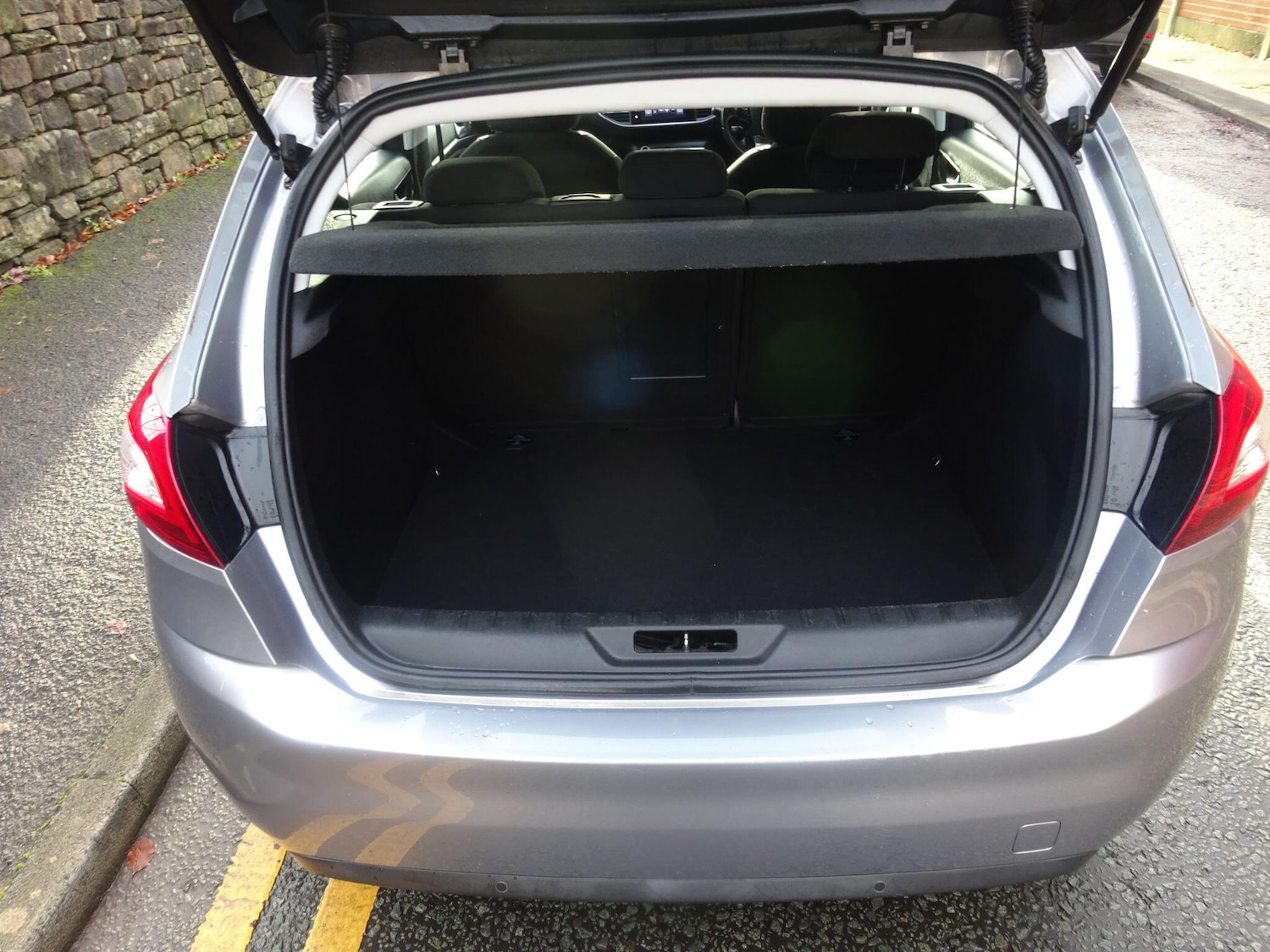 Used Peugeot 308 2014 for sale - 76865982: Photo 37