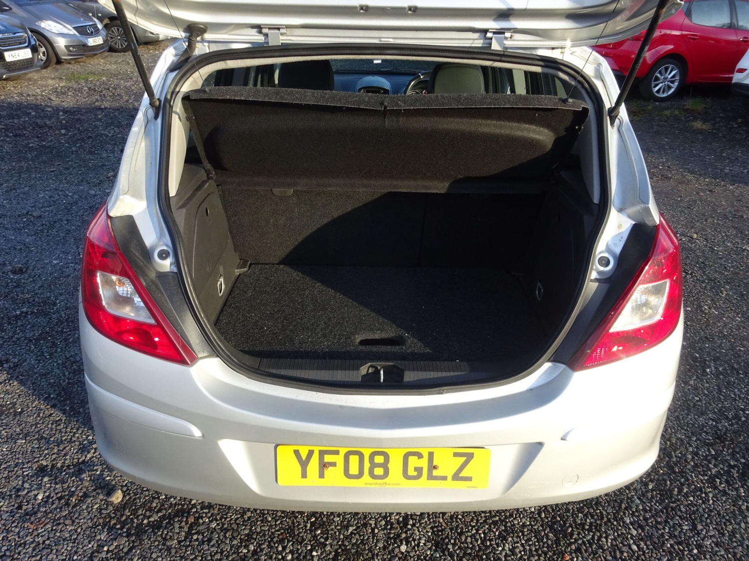 Used Vauxhall Corsa 2008 for sale - 77015753: Photo 23