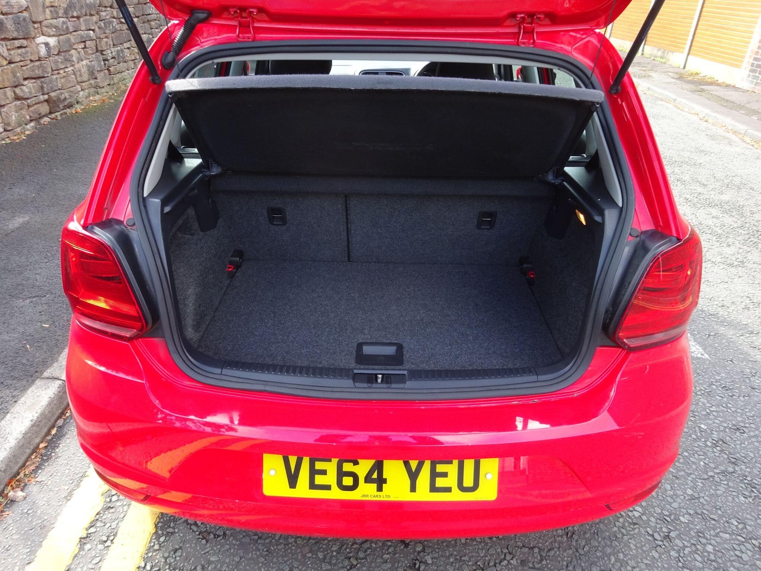 Used Volkswagen Polo 2014 for sale - 76715208: Photo 30