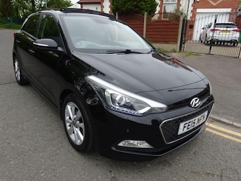 Used Hyundai i20 2015 for sale - 78461141: Photo