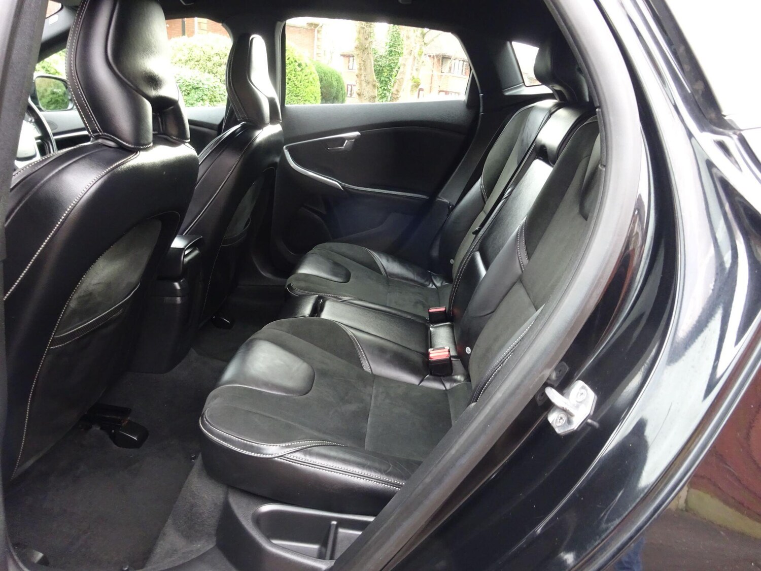 Used Volvo V40 2014 for sale - 77722857: Photo 32