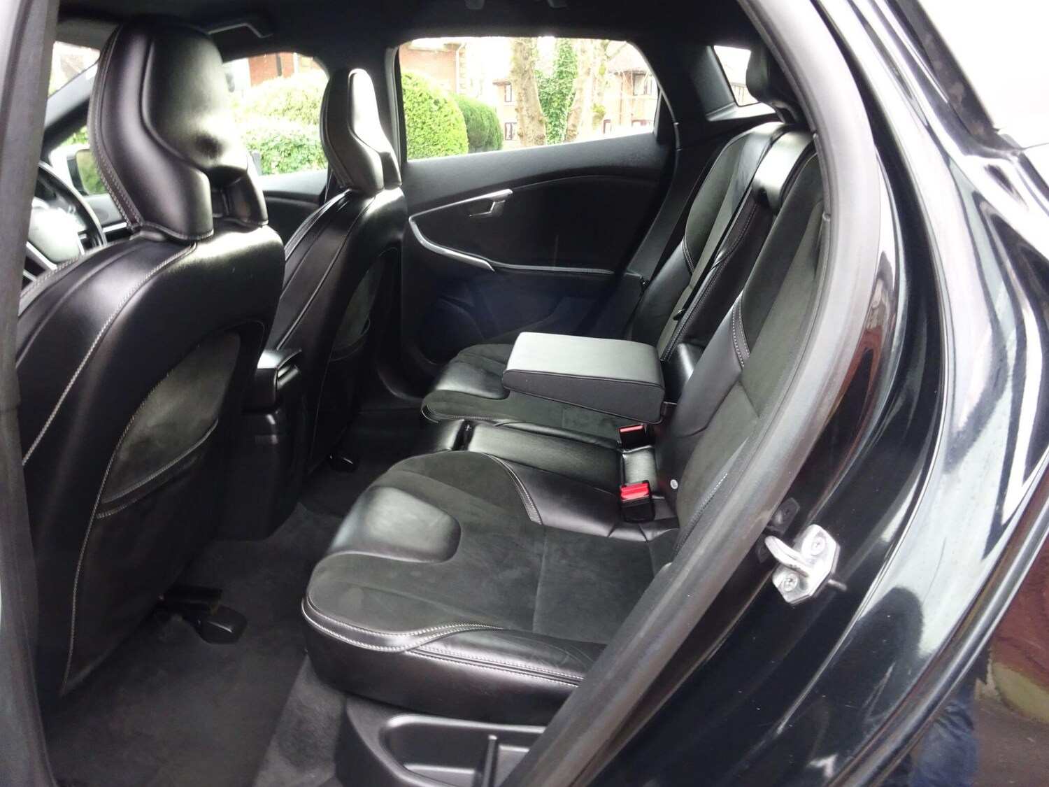 Used Volvo V40 2014 for sale - 77722857: Photo 33