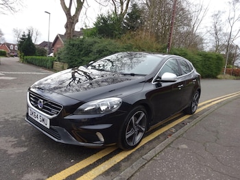Used Volvo V40 2014 for sale - 77722857: Photo
