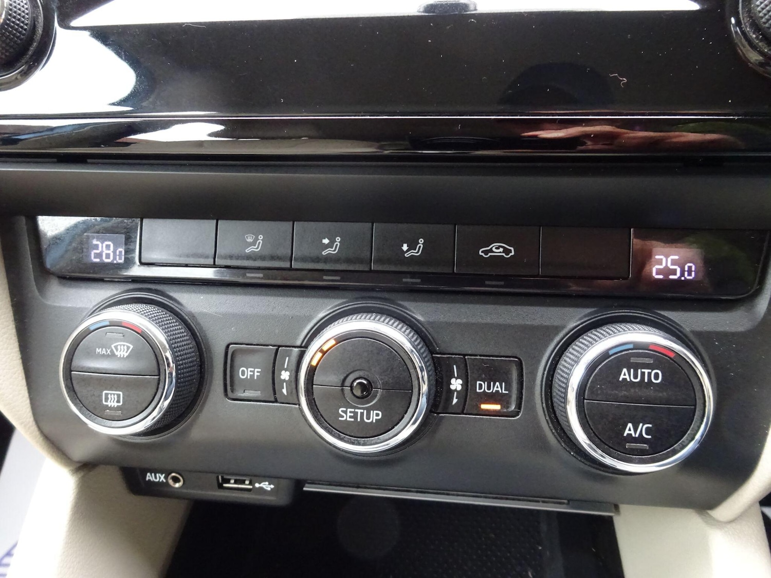 Used Skoda Octavia 2014 for sale - 76714532: Photo 28