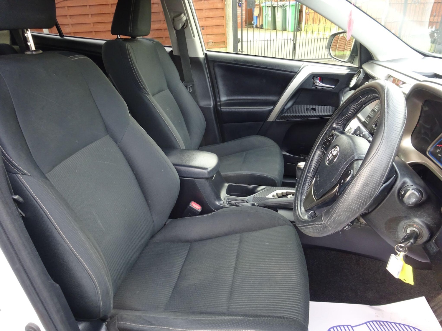 Used Toyota RAV4 2013 for sale - 76801875: Photo 14