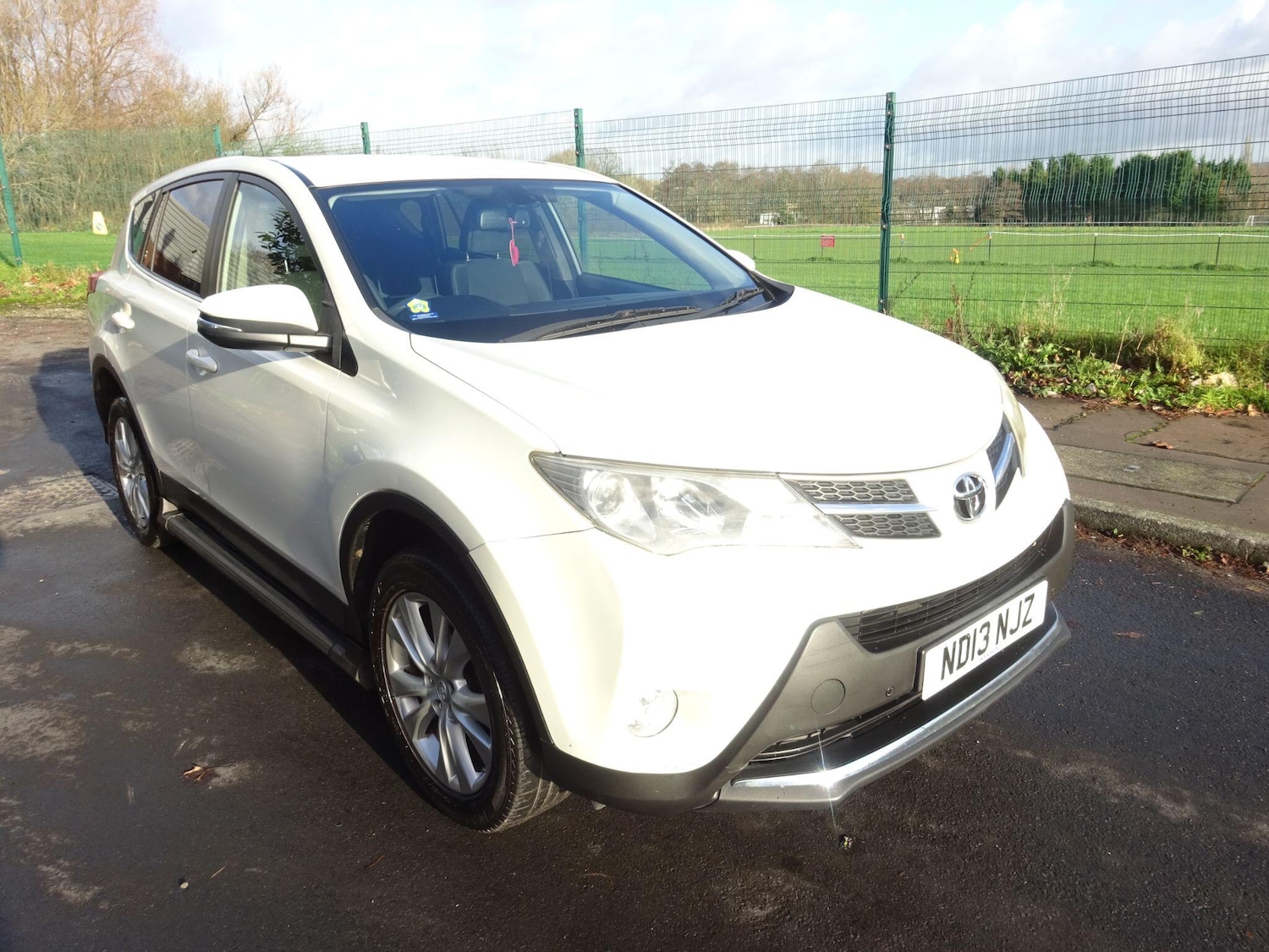 Used Toyota RAV4 2013 for sale - 76801875: Photo 4
