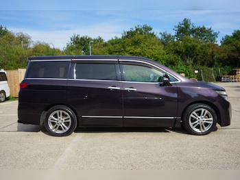 Used Nissan Elgrand 2012 for sale - 75856494: Photo