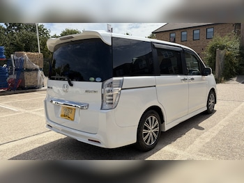 Used Honda Stepwagon 2013 for sale - 79476613: Photo